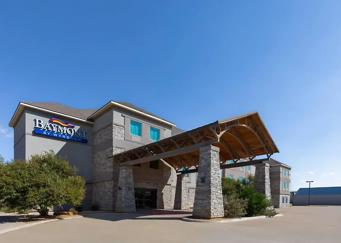 Baymont By Wyndham Andrews Tx Hotel
