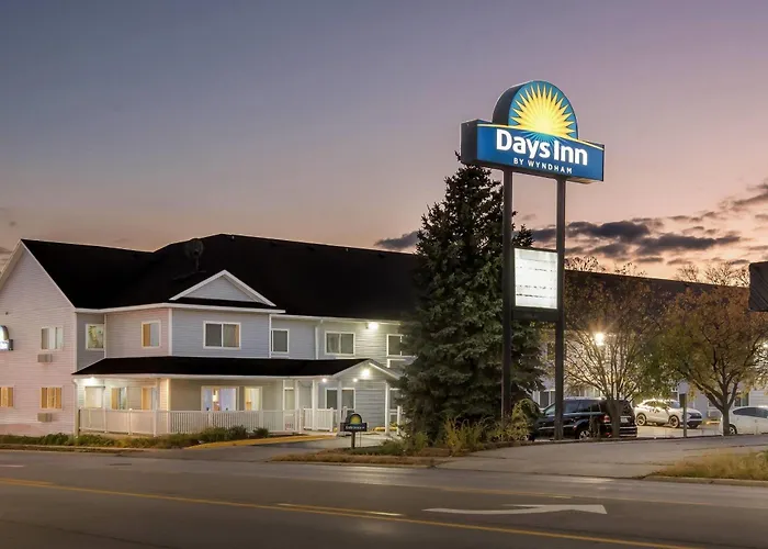 Days Inn By Wyndham Ames