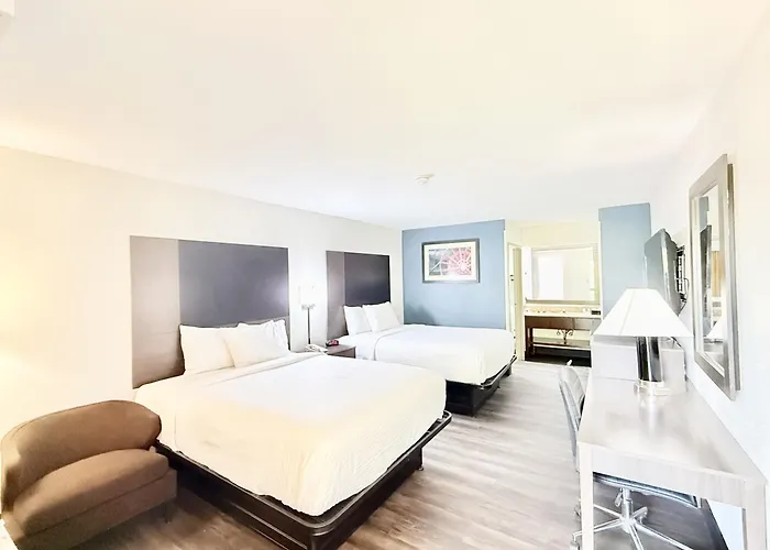 Baymont By Wyndham Tallahassee