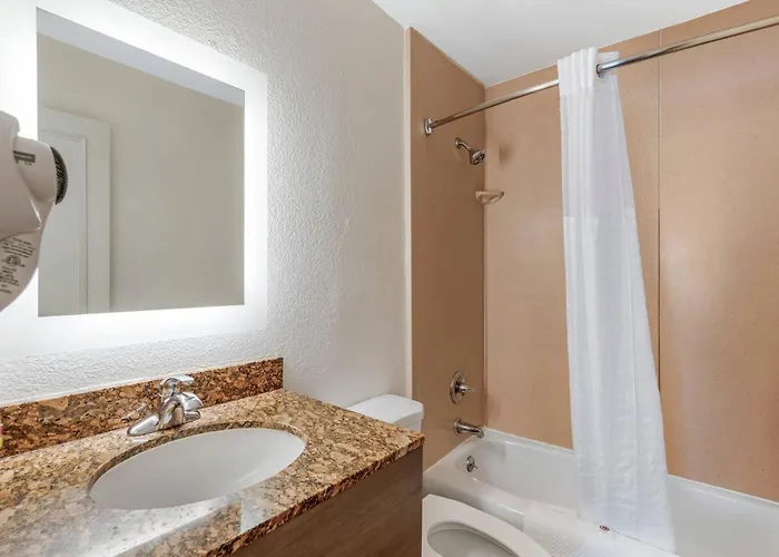 Comfort Inn & Suites Ormond Beach Oceanfront