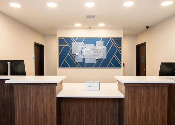 Holiday Inn Express & Suites Las Cruces North