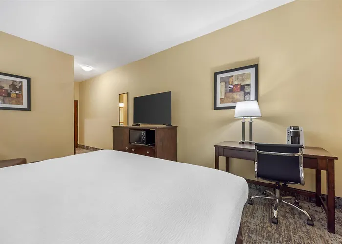 Best Western Plus Prairie Inn Albany