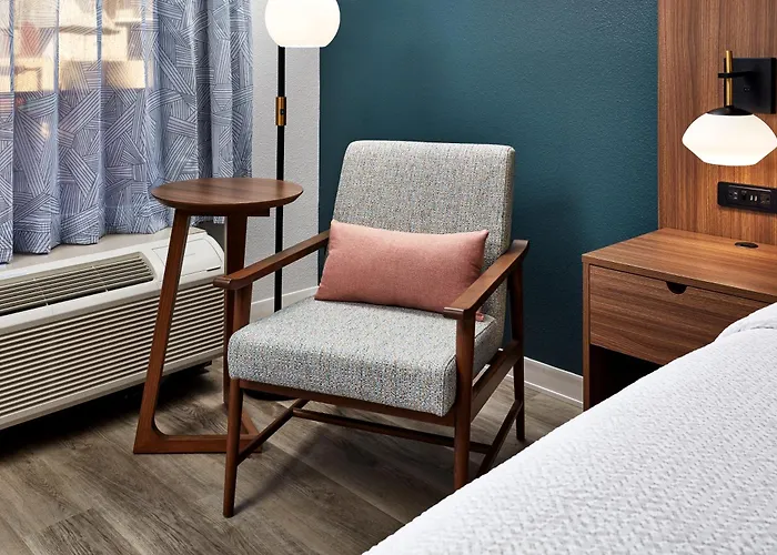La Quinta By Wyndham Thousand Oaks-Newbury Park