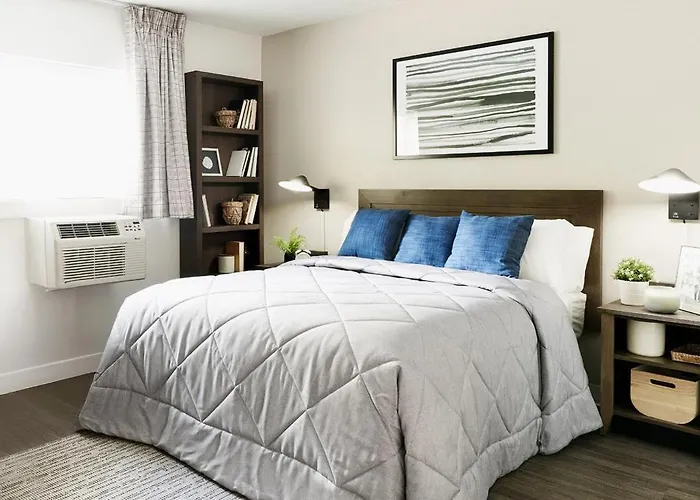 Intown Suites Extended Stay Chesapeake Va - I-64 Crossways Blvd