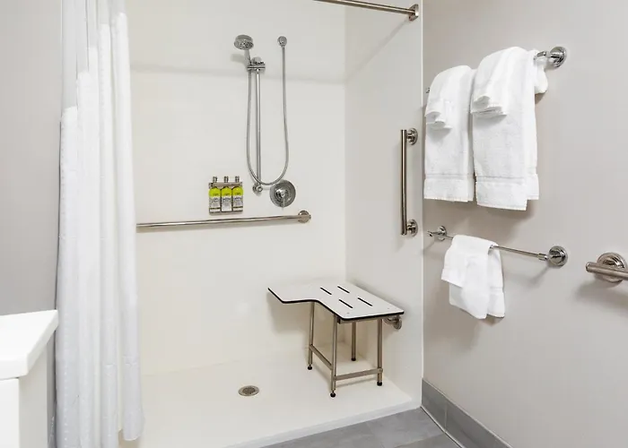 Holiday Inn Express & Suites Sanford - Lake Mary By Ihg