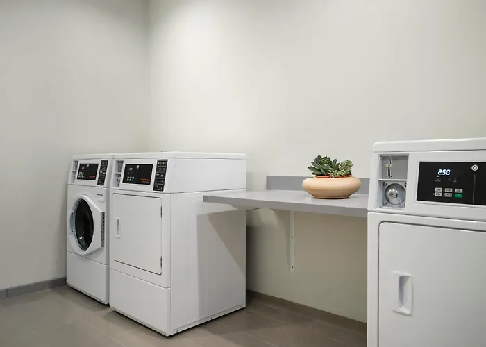 Holiday Inn Express & Suites Lima By Ihg