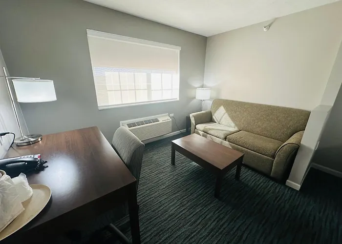 Bridgepointe Inn & Suites By Bphotels, Lincoln I-80 & 27Th St