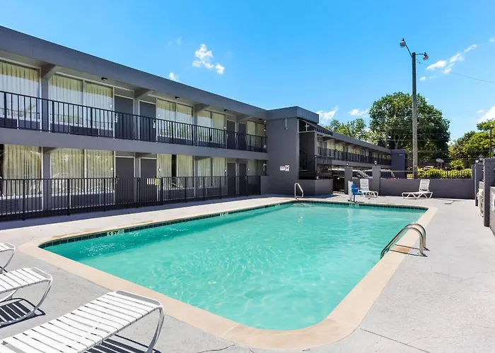 Econo Lodge Gallatin - Metro Nashville