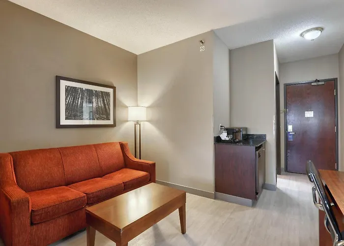 Comfort Suites Madison West - Middleton