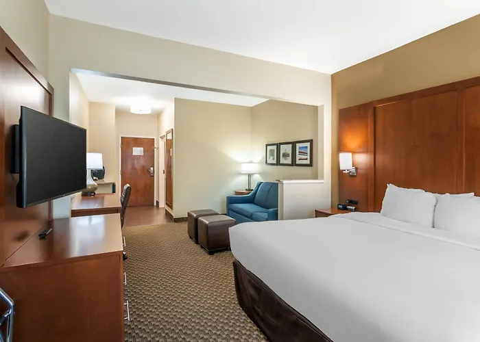 Comfort Suites - Jefferson City