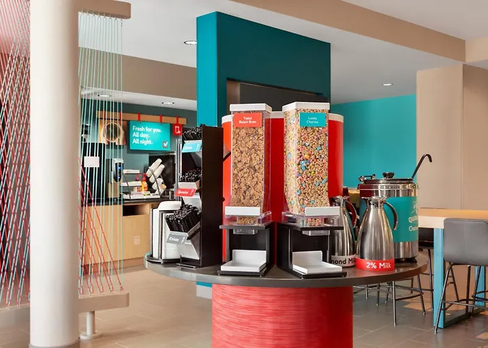 Avid Hotel Boston Logan Airport - Revere