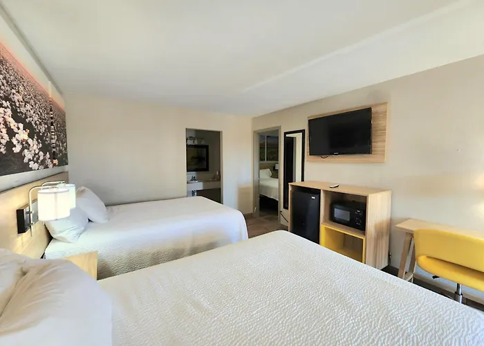 Days Inn By Wyndham Mcallen