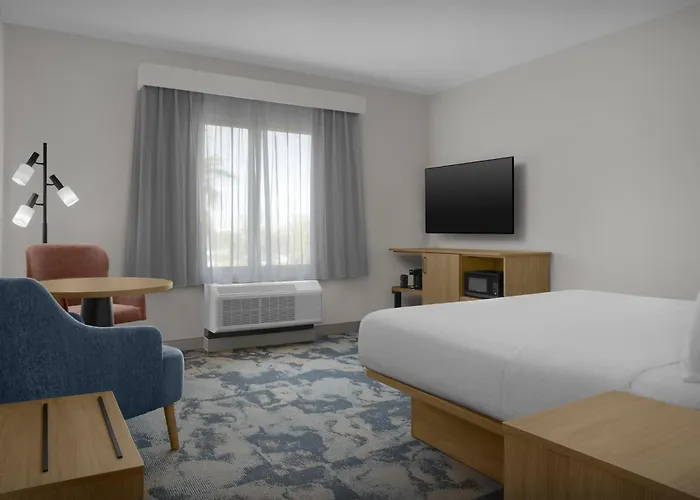 Hampton Inn & Suites Phoenix Glendale-Westgate