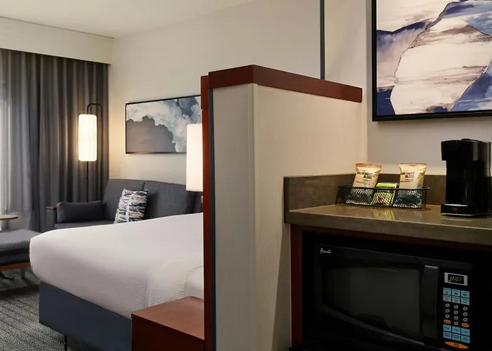 Courtyard By Marriott San Luis Obispo Hotel