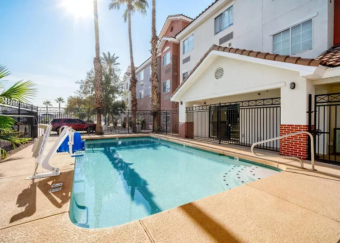 Baymont By Wyndham Chandler I-10