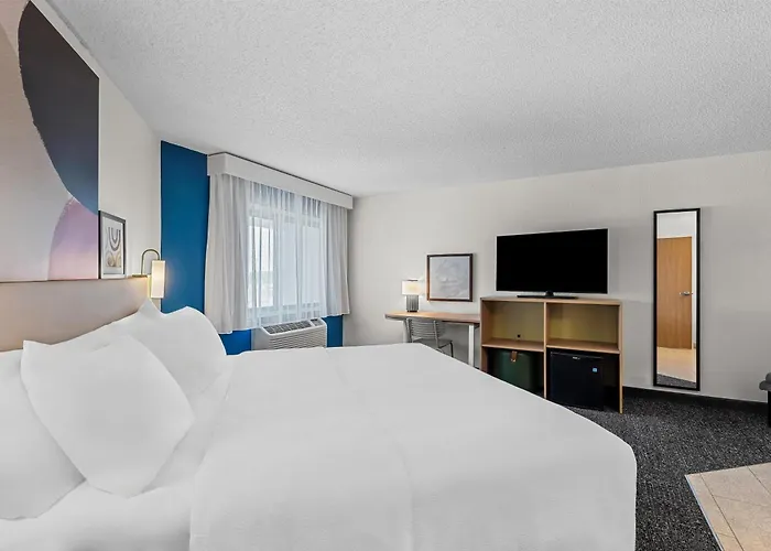 Spark By Hilton Cedar Falls