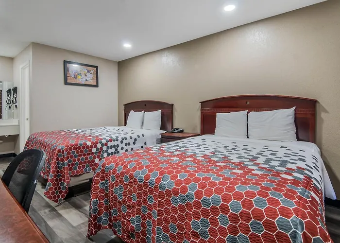 Super 8 By Wyndham Waco North I-35 Villa
