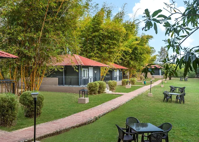 Kanha Hotels