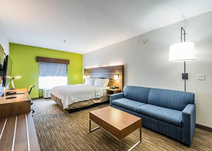 Holiday Inn Express Hotel & Suites Franklin By Ihg