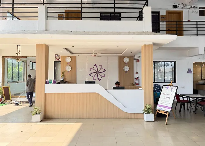 Daman Hotels