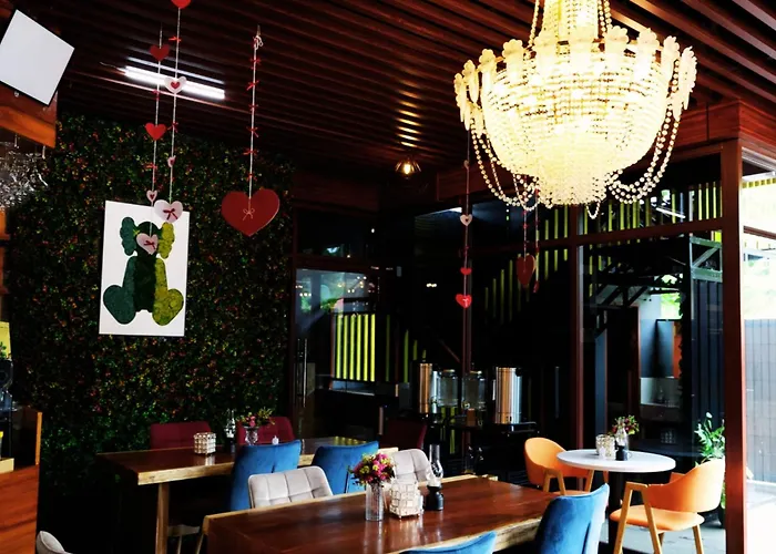 Tandag Hotels