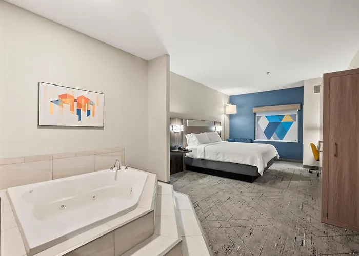 Holiday Inn Express Hotel & Suites Lincoln-Roseville Area By Ihg