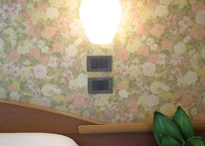 Hotel Button Parma