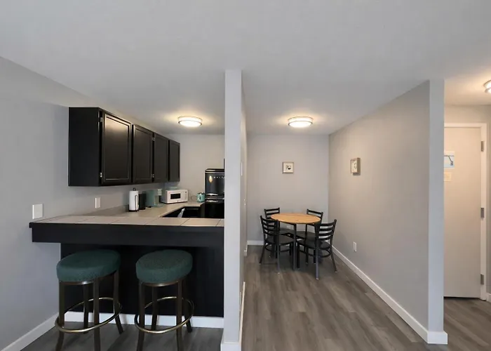 Friday Harbor Suites