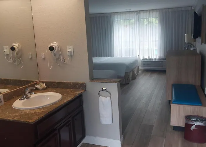 Days Inn & Suites By Wyndham Mountain View