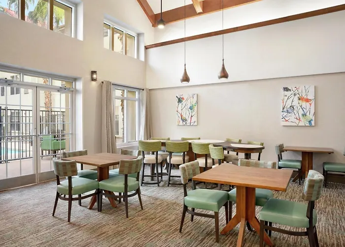 Homewood Suites By Hilton Phoenix-Chandler