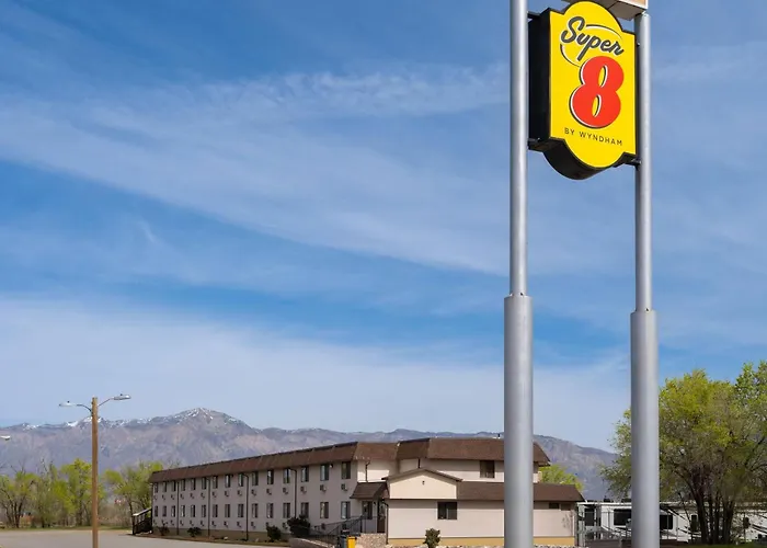 Super 8 By Wyndham Ogden, Utah Hotel