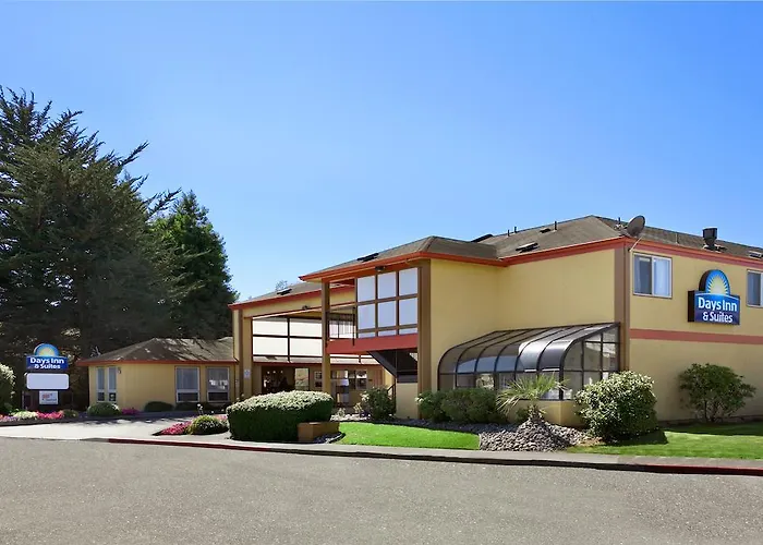 Days Inn & Suites By Wyndham Arcata