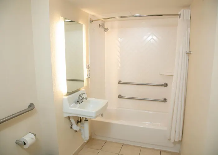 Holiday Inn New Orleans West Bank Tower By Ihg Gretna