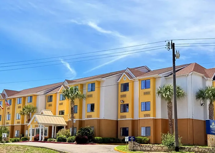 Microtel Inn & Suites By Wyndham New Braunfels I-35