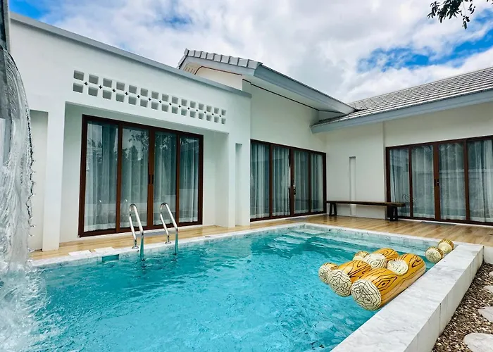 Nan Hotels