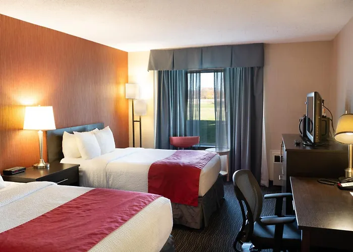 Trenton Hotels