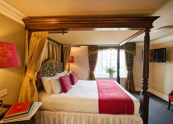 Atherstone Hotels