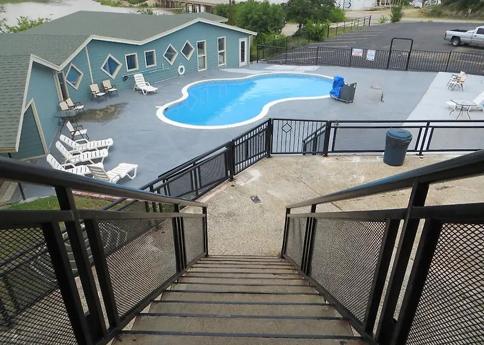 Flagship Inn Lake Brownwood