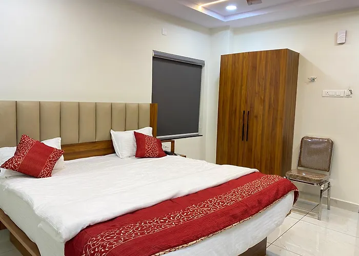 Bhimavaram Hotels