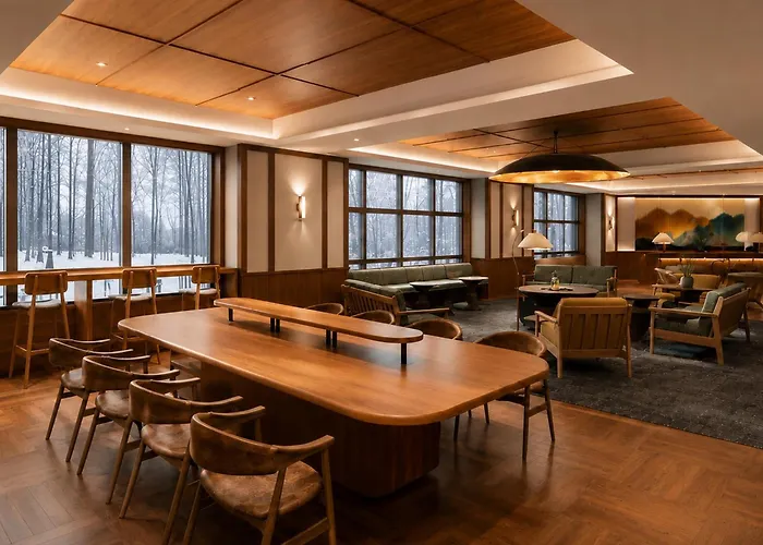 Niseko Hotels