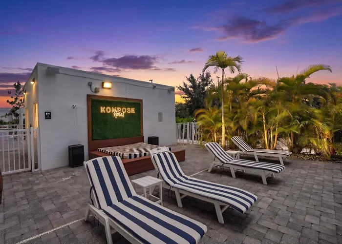 Cortez Hotels
