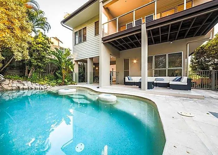 Sunshine Coast Hotels