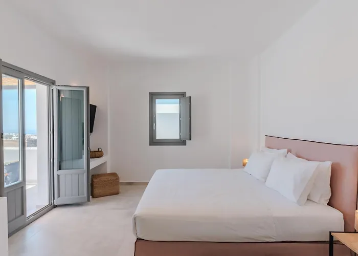 Santorini Island Hotels
