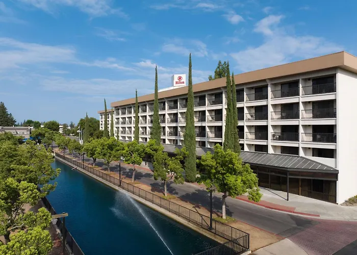 Stockton Hotels
