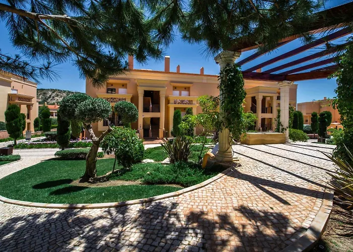 Praia Da Luz Hotels