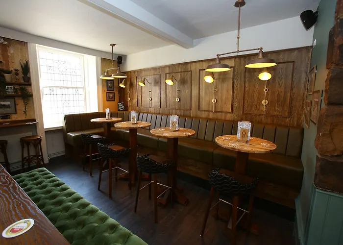 Rothbury Hotels