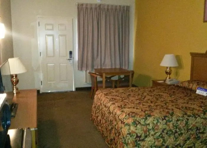Americas Best Value Inn-Nacogdoches