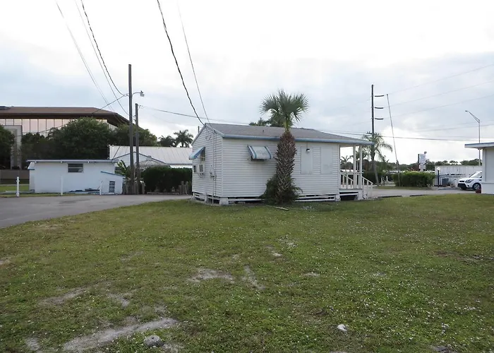 Royal Palms Motel Stuart