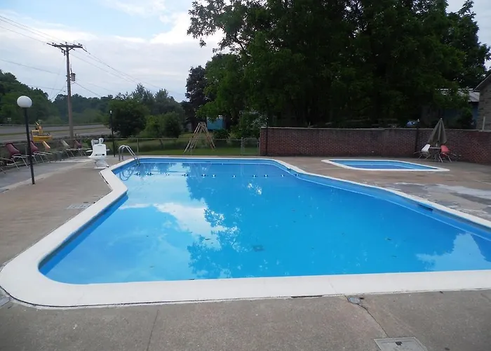 Tazewell Motel