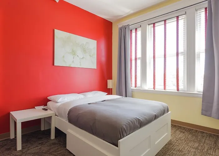 Nova Suites Boston Quincy